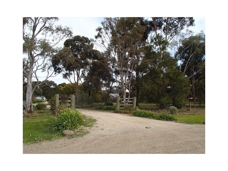 250 Plains Road, Lara VIC 3212