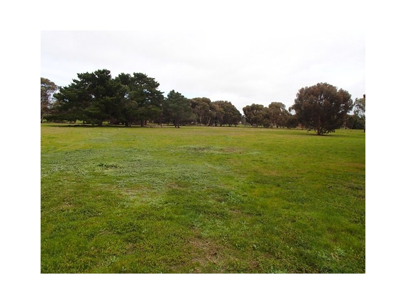 250 Plains Road, Lara VIC 3212
