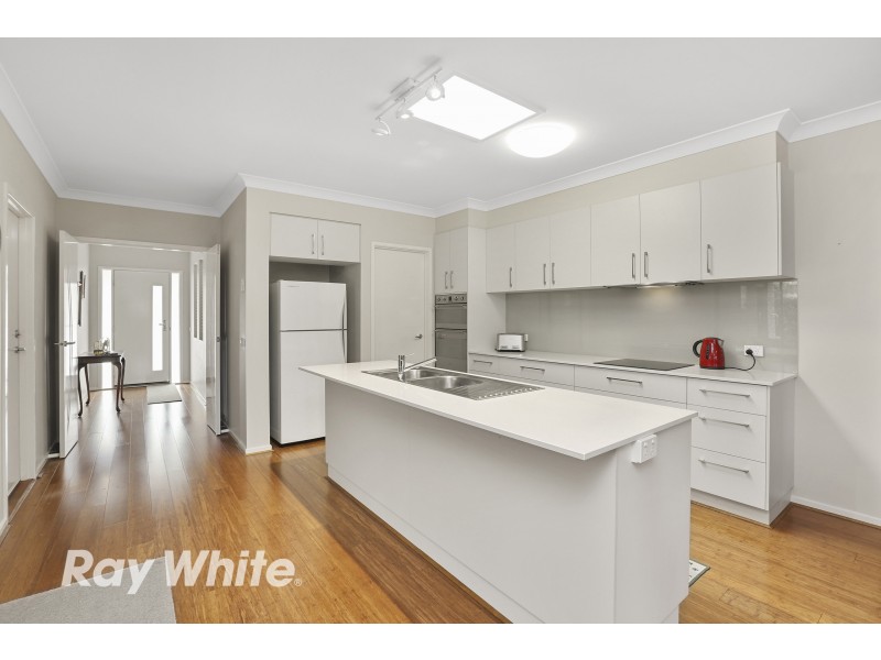 48 Eastlakes Boulevard, Lara VIC 3212