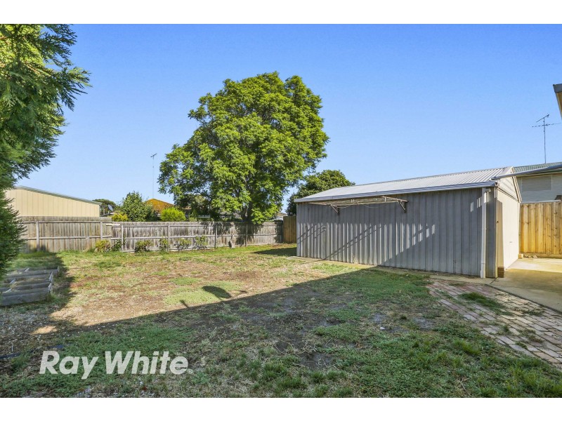 15 Talona Crescent, Corio VIC 3214