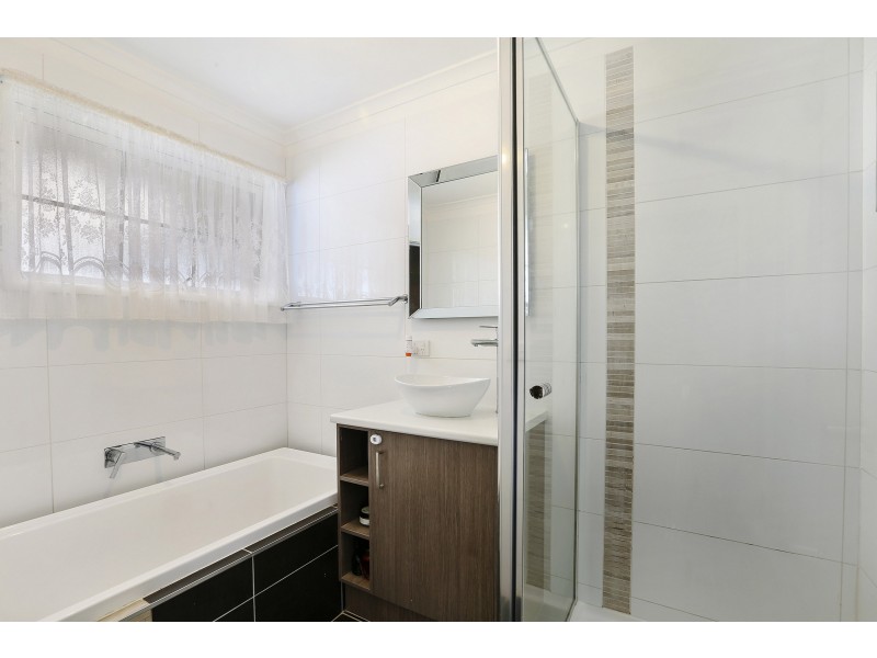 11 Grange Court, Corio VIC 3214