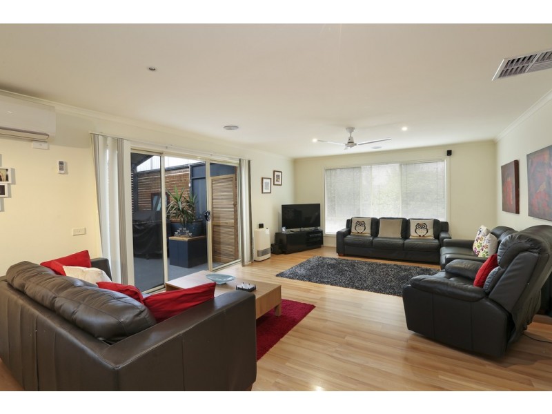 11 Juniper Court, Corio VIC 3214