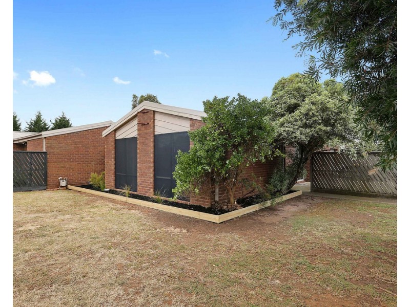 1/108 Matthews Road, Corio VIC 3214