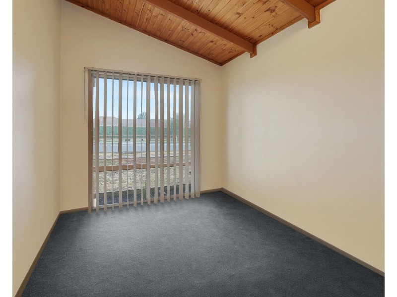 1/108 Matthews Road, Corio VIC 3214