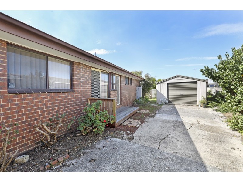 12 Moyston Grove, Corio VIC 3214