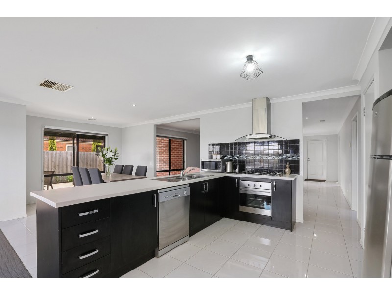 57 Nigella Avenue, Corio VIC 3214
