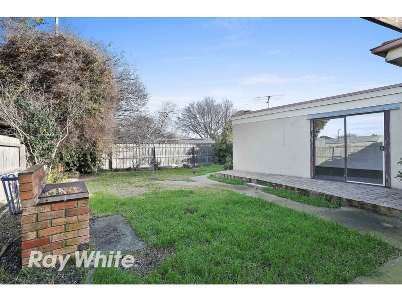 13 Pembroke Street, Corio VIC 3214