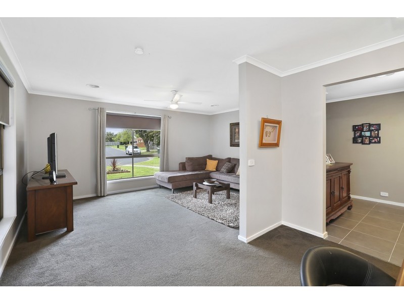 5 Wattle Place, Corio VIC 3214