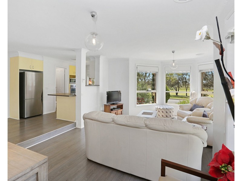 48 Lara Boulevard, Lara VIC 3212