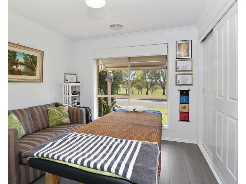 48 Lara Boulevard, Lara VIC 3212