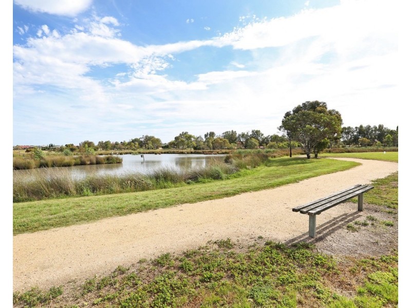 48 Lara Boulevard, Lara VIC 3212