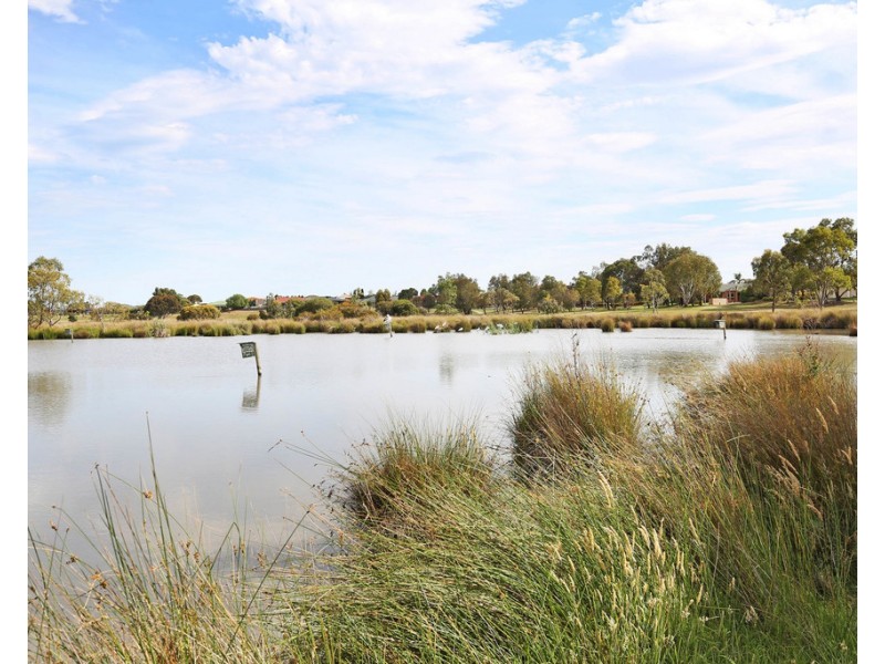 48 Lara Boulevard, Lara VIC 3212