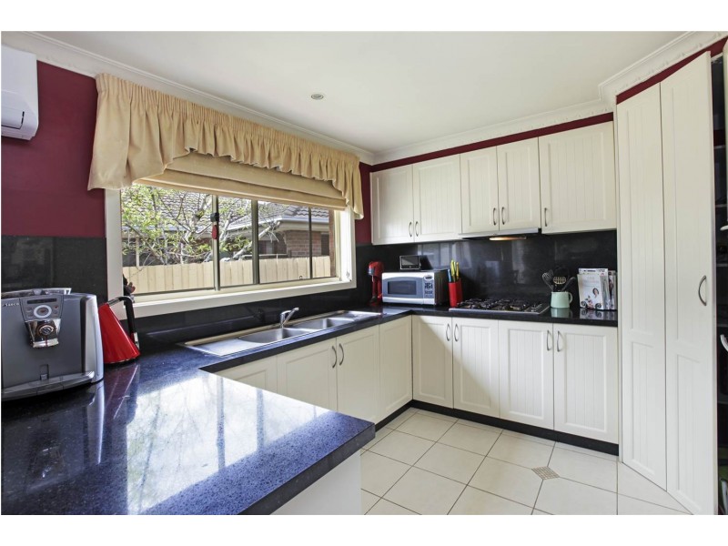 13 Stefan Court, Lara VIC 3212