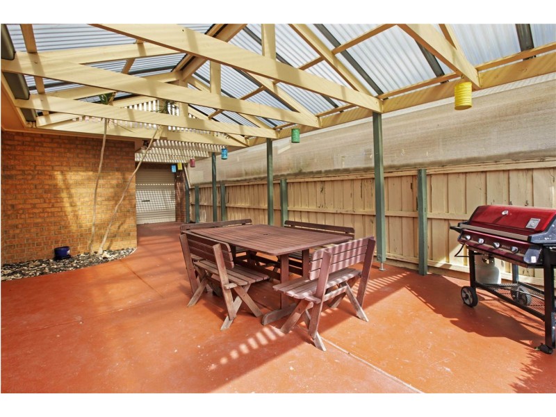 13 Stefan Court, Lara VIC 3212