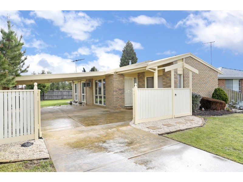 2 Beretta Court, Corio VIC 3214