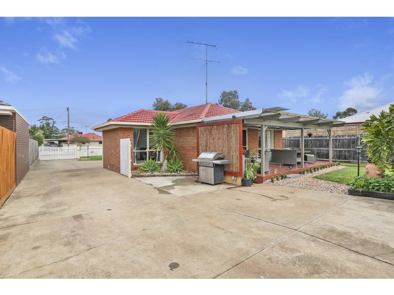 14 Mark Street, Lara VIC 3212