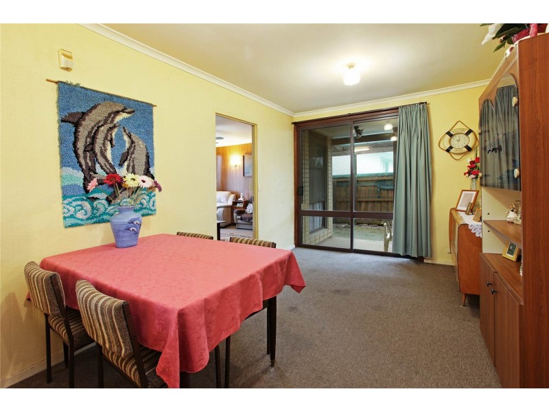 98 Fairbairn Drive, Corio VIC 3214