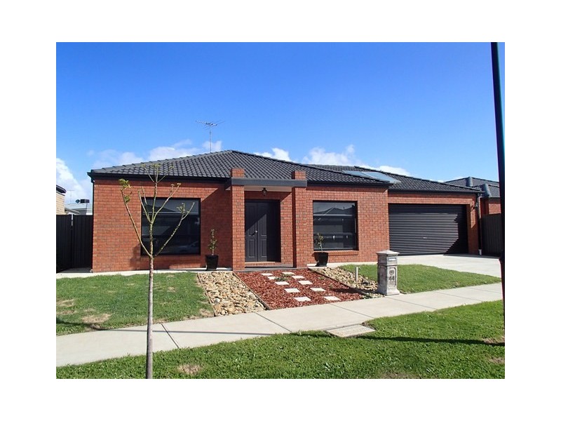44 Moorhen Drive, Lara VIC 3212