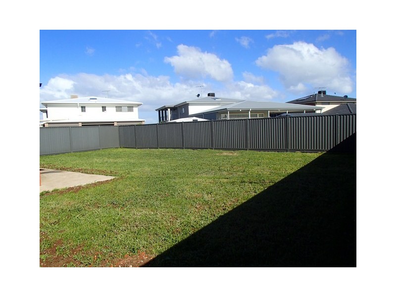 44 Moorhen Drive, Lara VIC 3212
