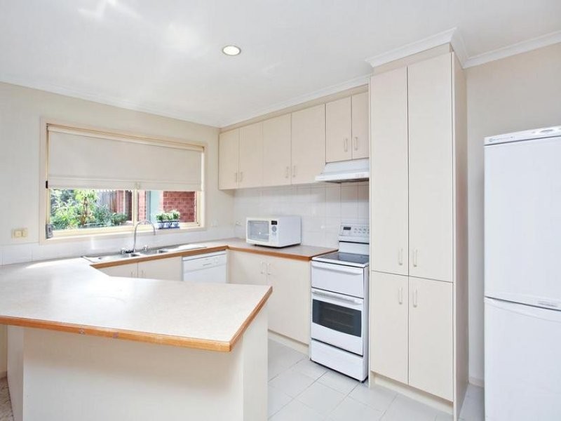 1 Turner Avenue, Lara VIC 3212