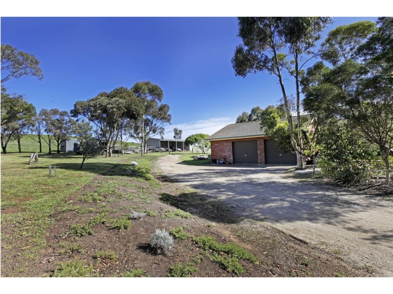 645 Bacchus Marsh Road, Lara VIC 3212