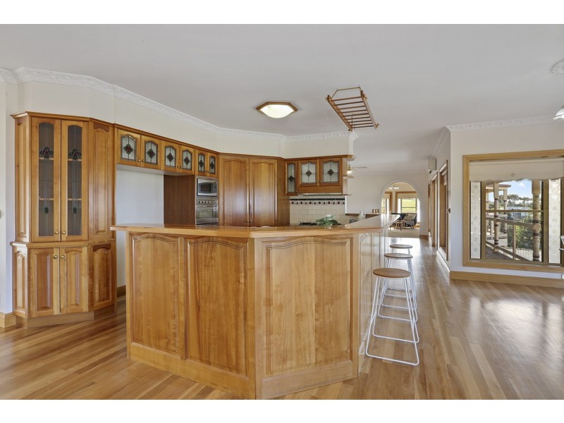 60 McNeill Court, Lara VIC 3212