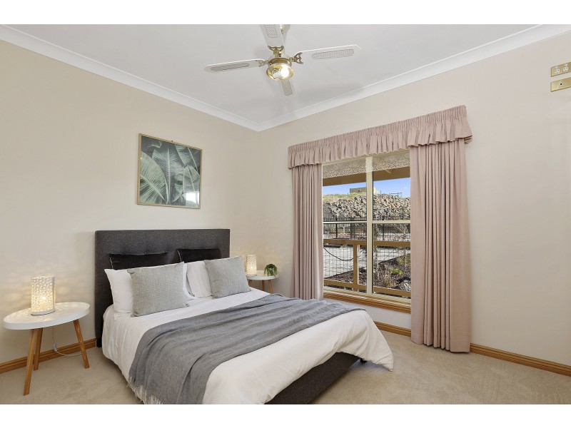 60 McNeill Court, Lara VIC 3212