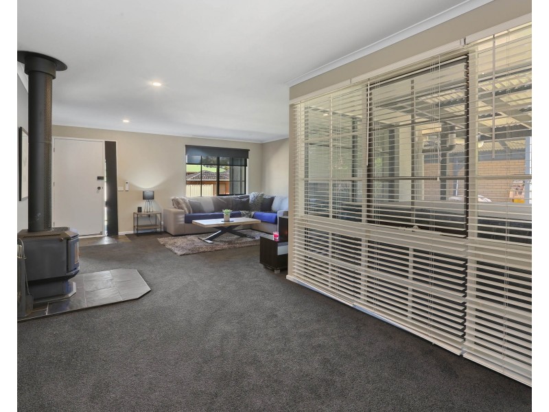 22 Jania Street, Lara VIC 3212