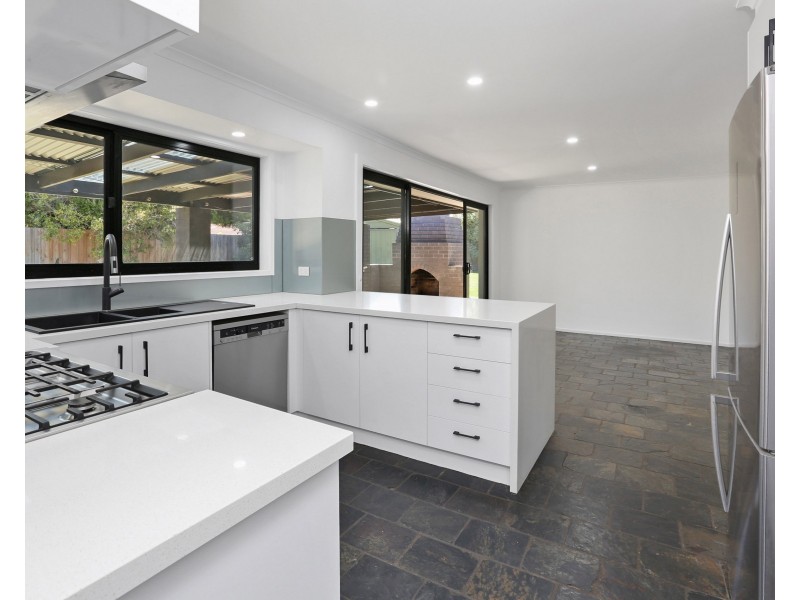 22 Jania Street, Lara VIC 3212