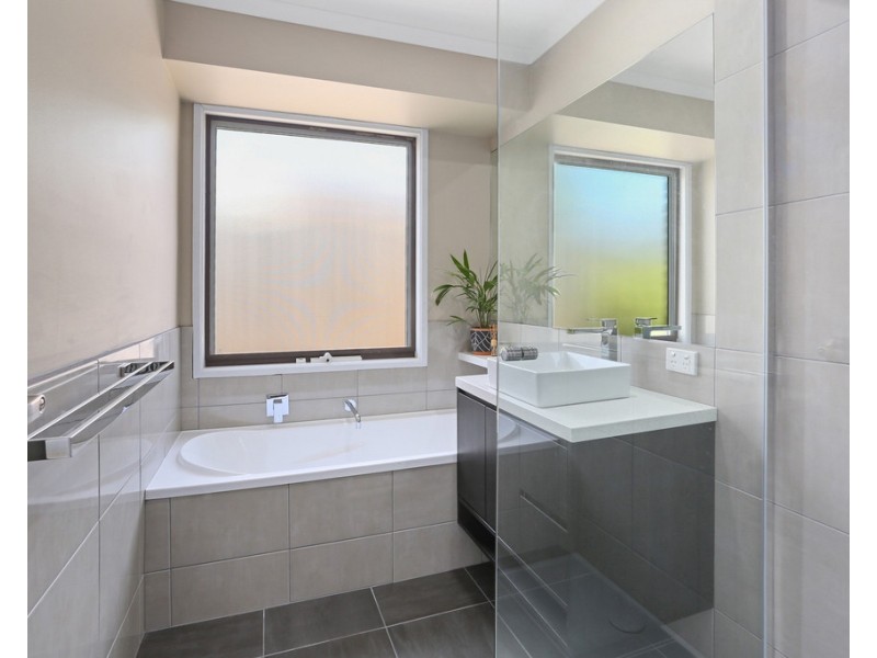 22 Jania Street, Lara VIC 3212