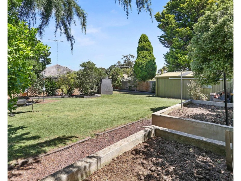 22 Jania Street, Lara VIC 3212