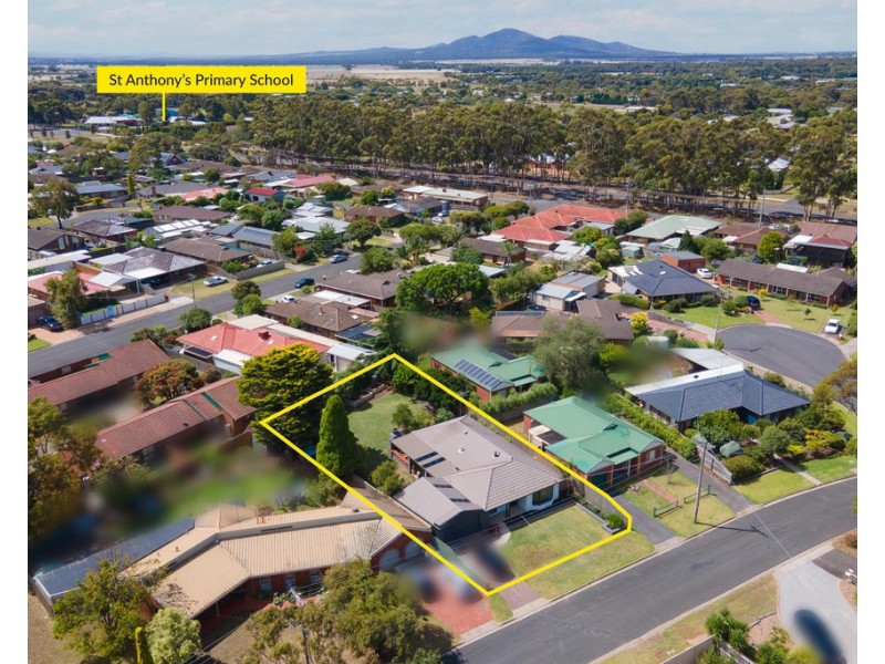 22 Jania Street, Lara VIC 3212