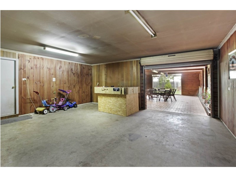 87 Country Gardens Drive, Lara VIC 3212