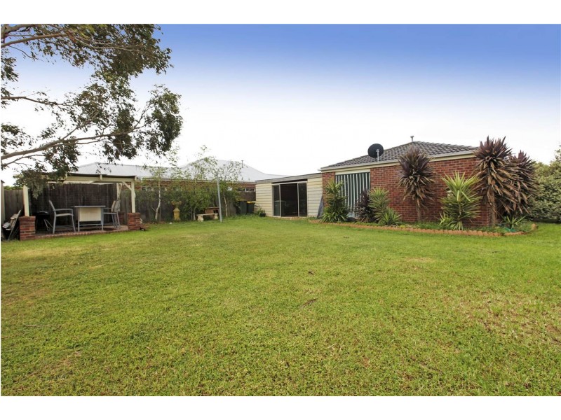87 Country Gardens Drive, Lara VIC 3212