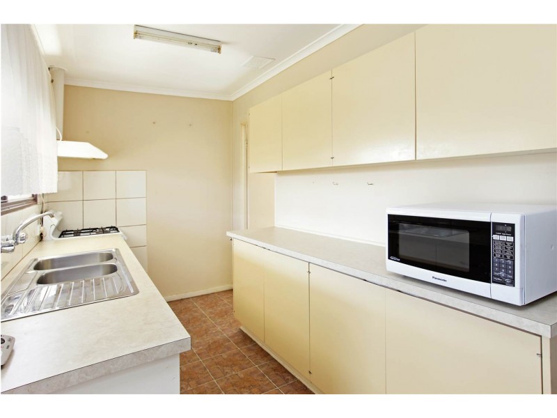 100 Fairbairn Drive, Corio VIC 3214