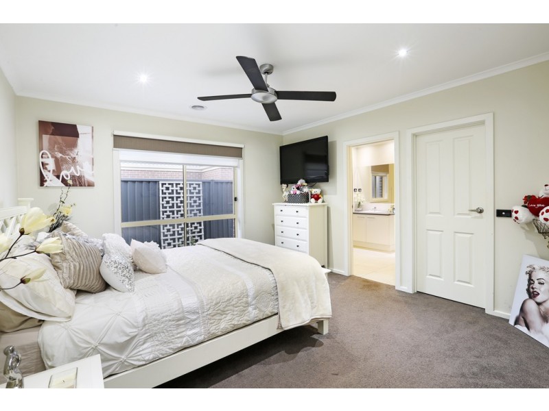 11 Bittern Court, Lara VIC 3212