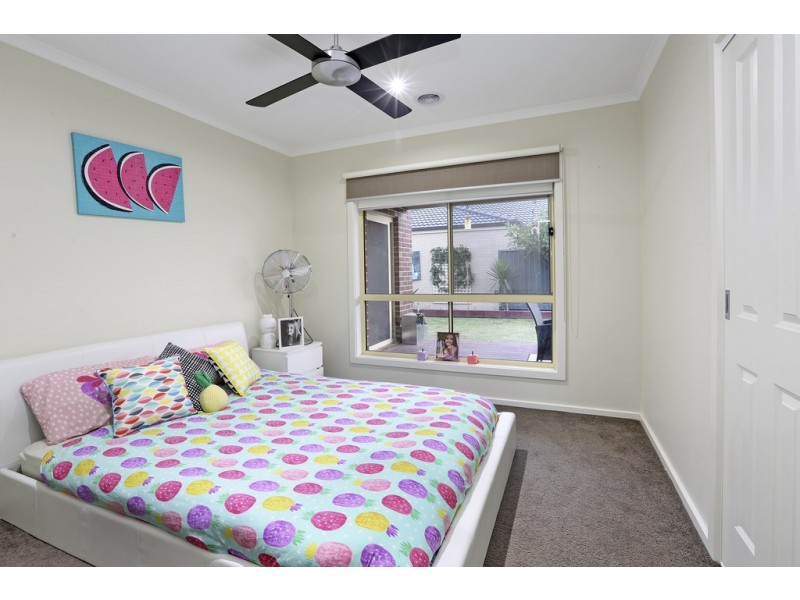 11 Bittern Court, Lara VIC 3212