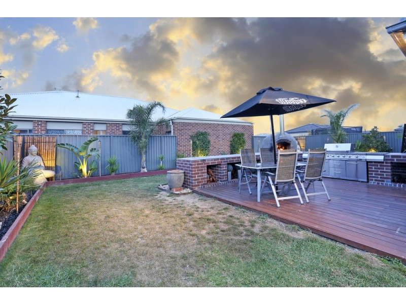 11 Bittern Court, Lara VIC 3212