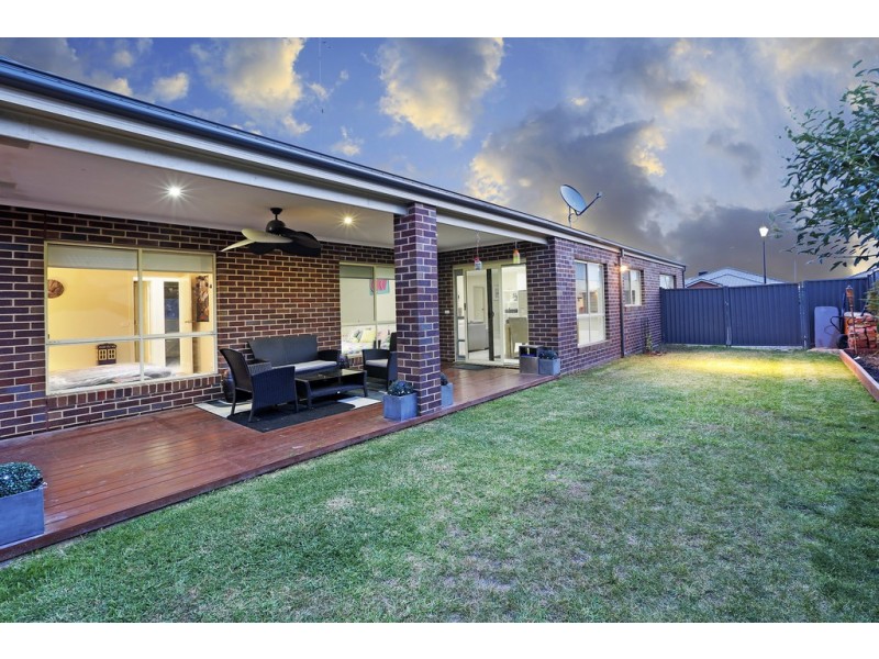 11 Bittern Court, Lara VIC 3212