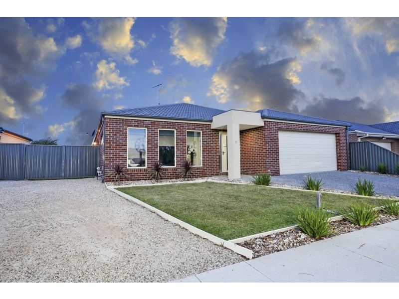 11 Bittern Court, Lara VIC 3212