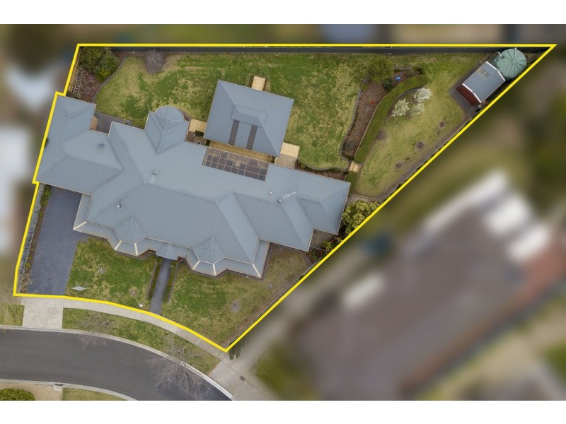 17 Pineview Court, Lara VIC 3212