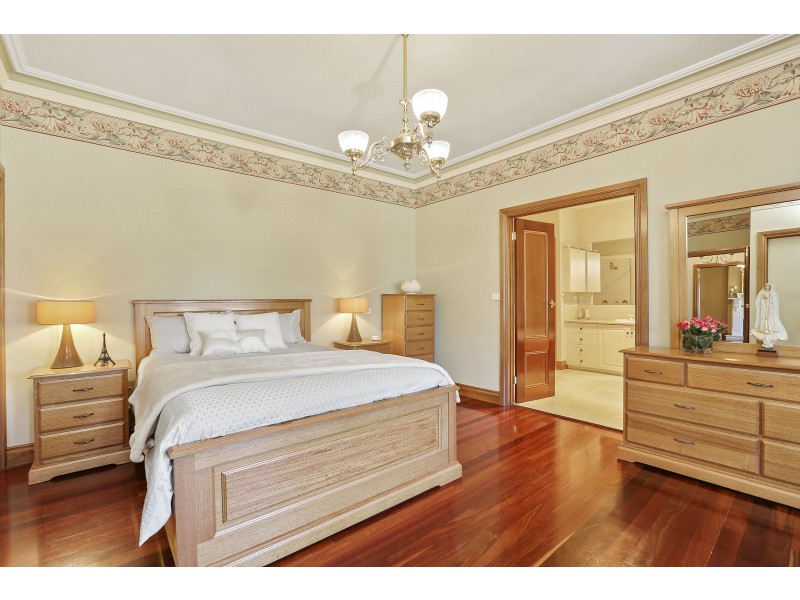 17 Pineview Court, Lara VIC 3212