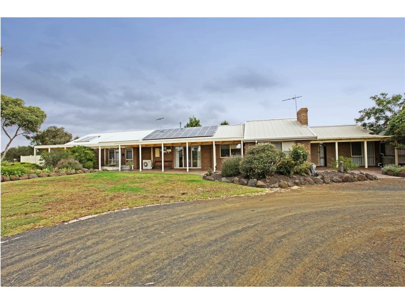 30 Clover Street, Lara VIC 3212