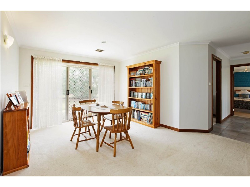 30 Clover Street, Lara VIC 3212