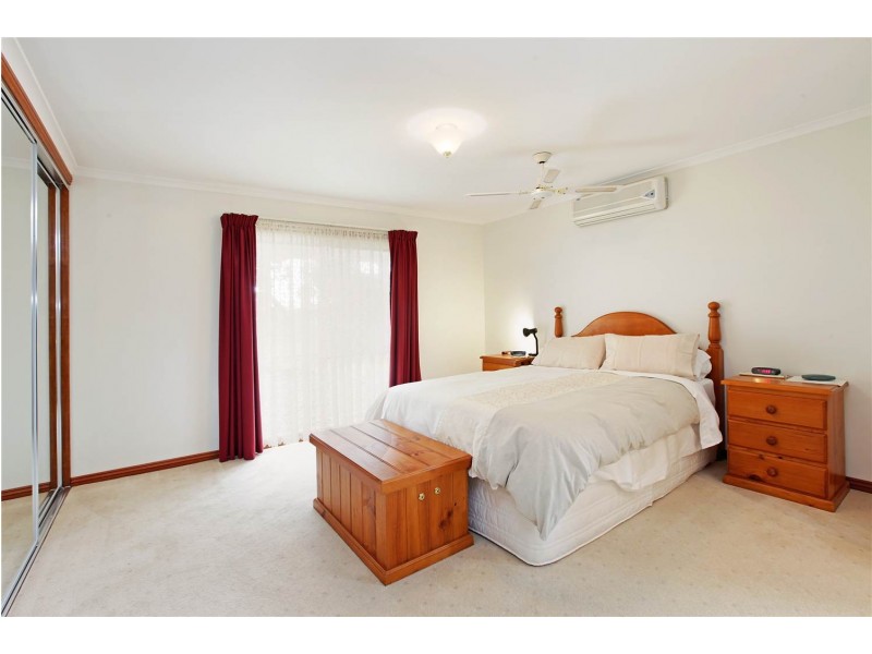 30 Clover Street, Lara VIC 3212