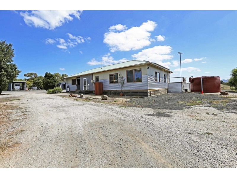 72-82 Devines Road, Little River VIC 3211