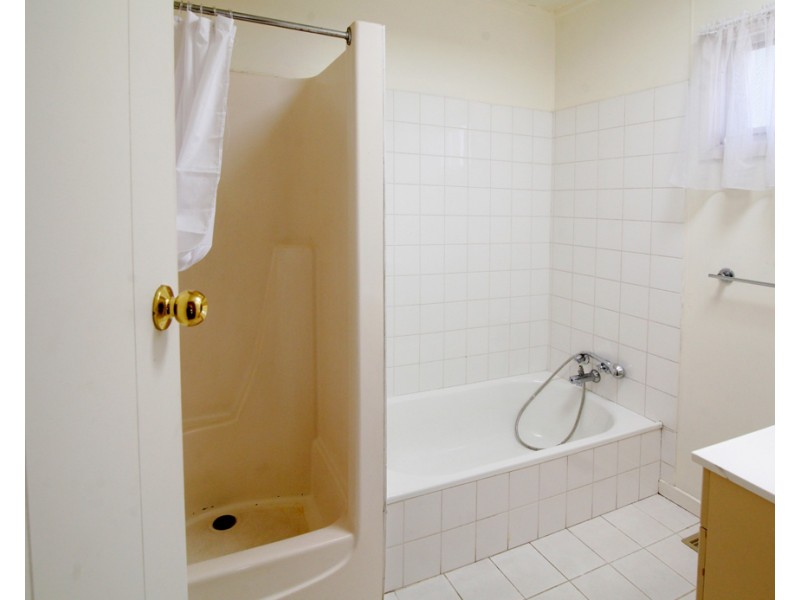 13 Kooyong Road, Geelong VIC 3220