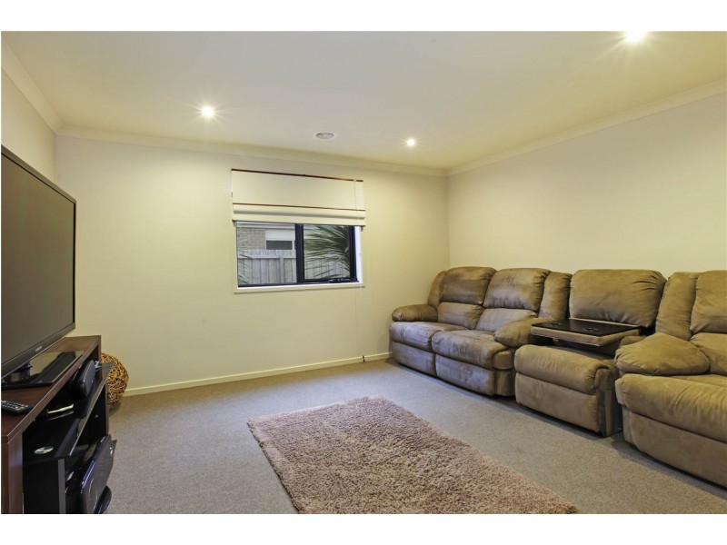 130 Rossack Drive, Waurn Ponds VIC 3216