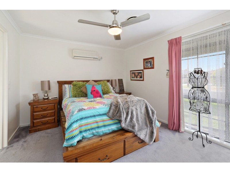 5 Moyston Grove, Corio VIC 3214