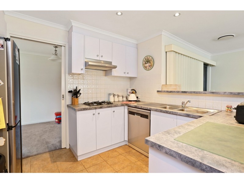 5 Moyston Grove, Corio VIC 3214